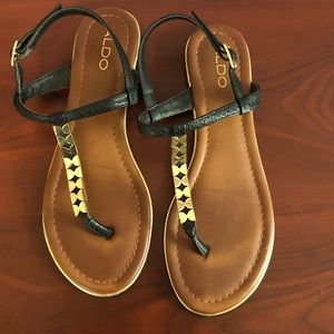 Aldo Sandals